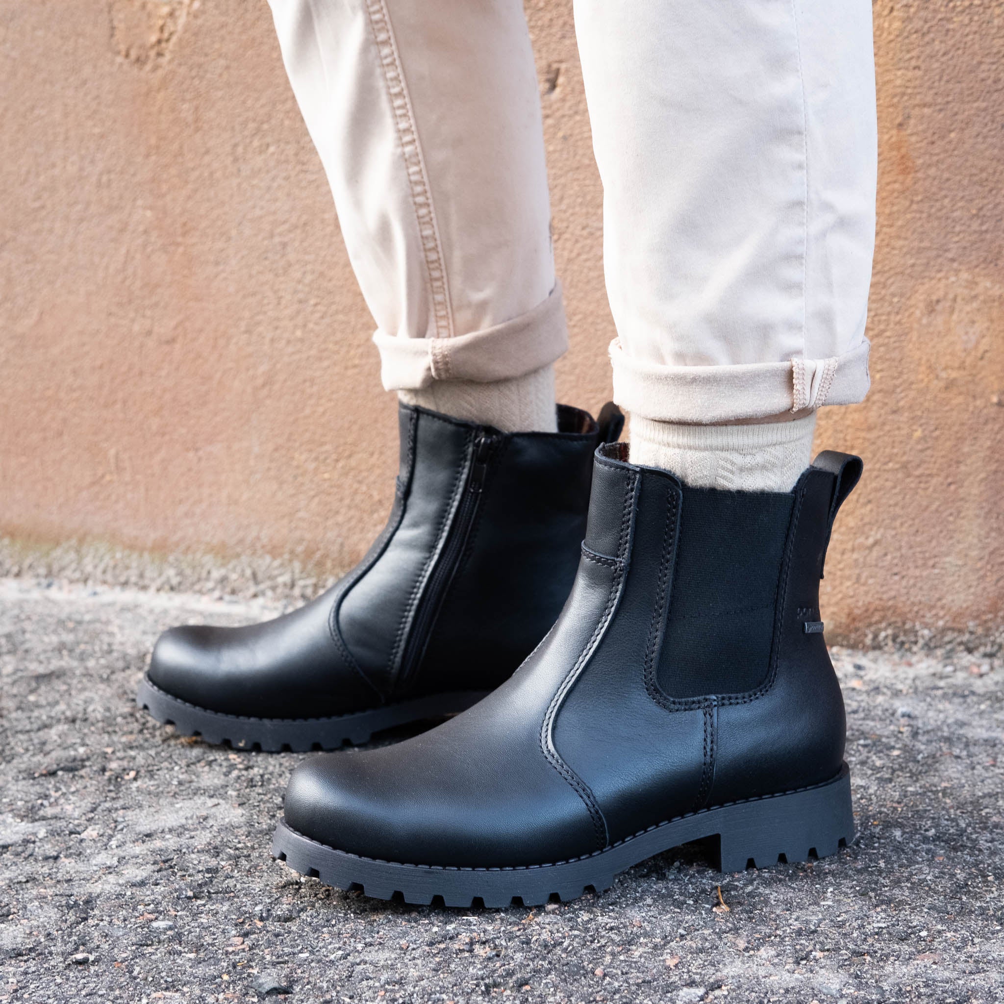 AAVA Women's GORE-TEX® Chelsea boots - Image 7