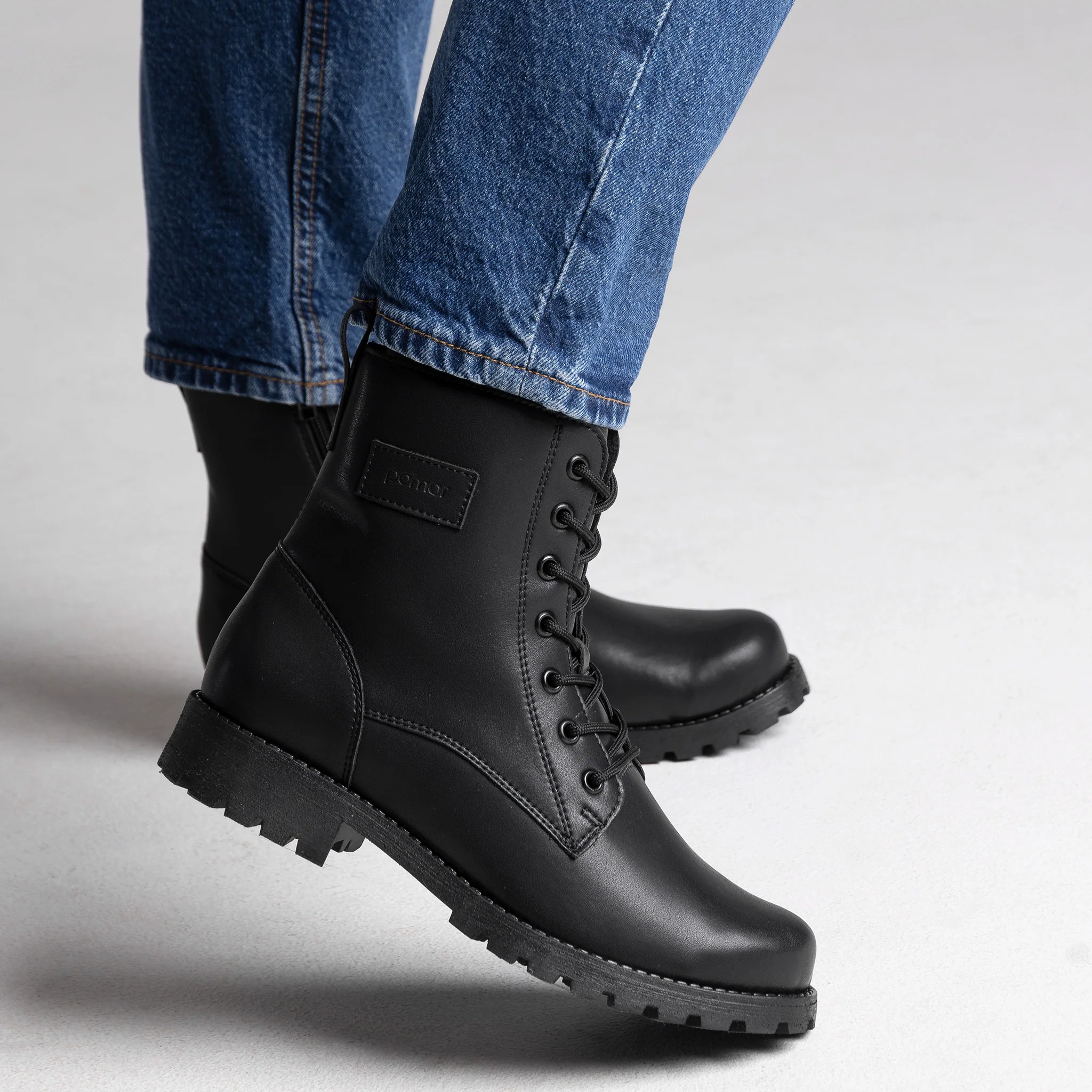 KUURA Women's Pomar+ ankle boots - Image 7